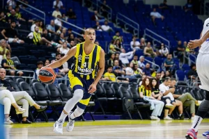 Madar zasenio Kalatesa, odličan i Gudurić - Fener treći na VTB Superkupu