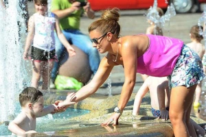 Kad već ne može na more, dobra je i fontana...