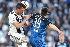 Juve otkrio cenu za Mandžukića, prava "bagatela"!