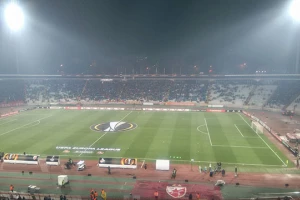 Ovako izgledaju tribine stadiona "Rajko Mitić" sat vremena pre utakmice!
