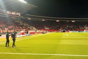 Sporna tačka Statuta FSS, Zvezda debelo ispraznila kasu!