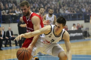 Partizan dao 37 poena za četvrtinu!