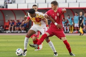 Poluvreme - Uspavanka na Marakani, "delije" oduševljene igrom debitanta! (TVITOVI)