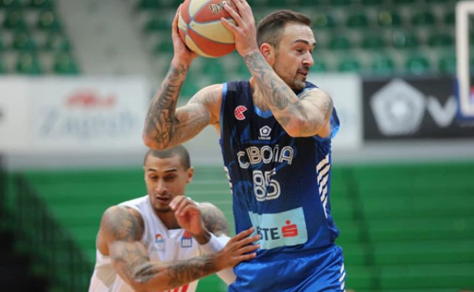 aba-liga.com/Cibona/Z. Baksaj, D Vranar, G. Lausic