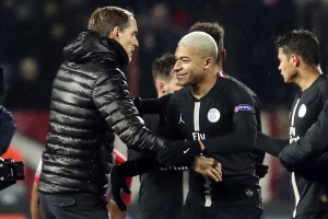 Evo zbog čega je Mpape besan, još godinu i au revoir!