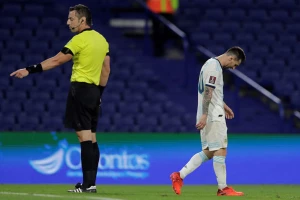 Luda Latino noć - Mesiju poništili gol nakon 27 sekundi radovanja, u Boliviji hapse na poluvremenu!