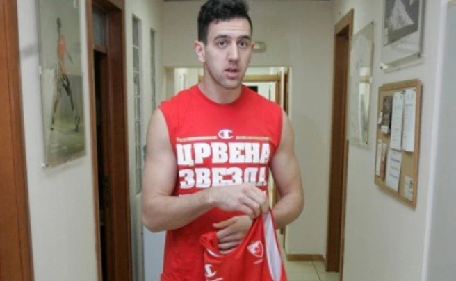 kkcrvenazvezda.rs