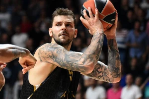 Micov dobija paklenu konkurenciju u Milanu!