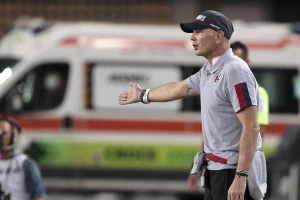 Ovacije heroju Mihi, ponovo je na terenu!