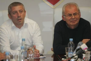 Predsednik Zvezde: "Partizan 7 godina osvajao titule na prijateljskim mečevima"