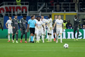 TVITOVI - Navijači Zvezde ponosni i besni: "UEFA mafija, lopovluk u Milanu!"