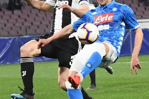 Juve za 45 minuta napravio veliki korak ka osmoj vezanoj tituli, pomogao i Napoli!