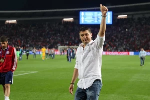 "Crveno-beli" kreću put Londona, Milojević odredio spisak putnika!