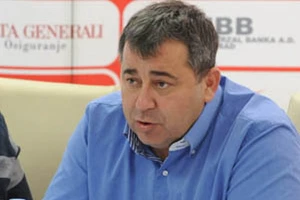 Milovanović: "Oprezno protiv Kanarinaca"