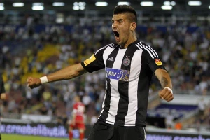 Kari - Može i trojka i asistencija...