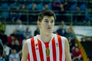 Kapiten Mitrović: "Počastvovan sam"