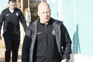 Nikolić: "Niko ne sme da ima veću želju za pobedom od igrača Partizana"
