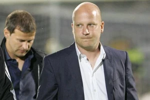 Nikolić: "Dali su gol i ležali po terenu"