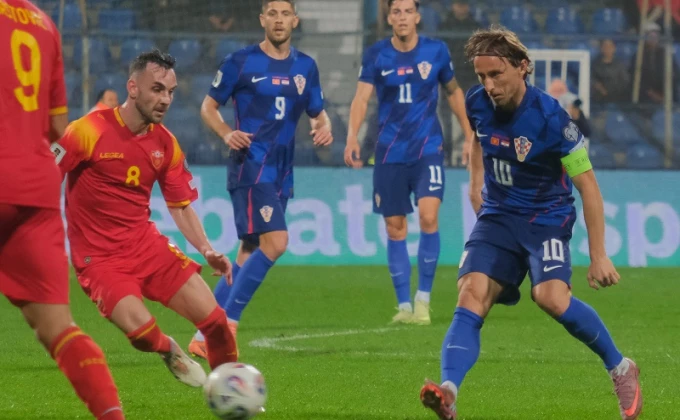 Beta/AP Photo/Risto Bozovic