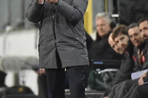 Vezista odbija Murinja i ostaje veran svom klubu!
