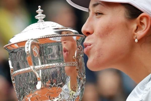 Muguruza: "Da vidimo da li je Rodžer elegantan i kada pleše"