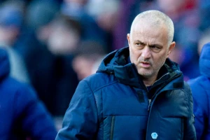 Šestorica na listi za odstrel i trio pojačanja po Murinjovom ukusu!