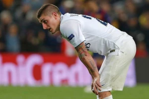 Verati, povredićeš se, nisi ti Ozil!