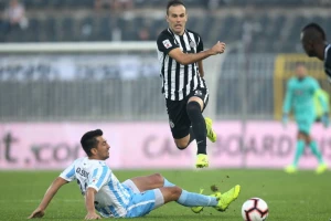 Partizan napunio mrežu Spartaka, ali je opet promašivao ''zicere''