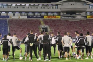 Trener Nefčija: ''Nismo turisti, došli smo da igramo fudbal''