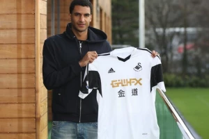 Još jedan bivši igrač Liverpula u Svonsiju!