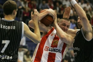 Nikolić ostaje u Zvezdi!