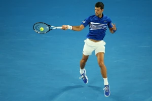Nole prebrodio krizu, pa očitao lekciju odličnom Medvedevu! Sad sledi ono najlepše!