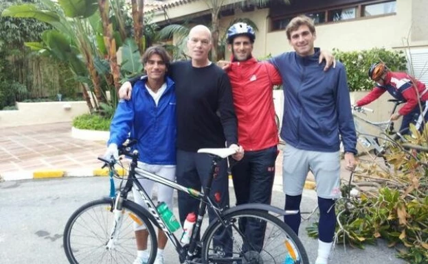Twitter: @DjokerNole