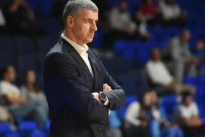 Rutina Budućnosti protiv Makedonaca