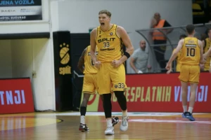 Stivens sa indeksom 40 srušio Kluž, pa postao MVP četvrtog kola AdmiralBet ABA lige