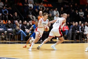 Nova "ekspolozija" Buma, Glas i na kraju trojka Baja srušili Spartak posle dva produžetka u Beču!