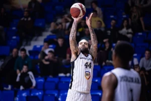 Budućnost od +18, do drame i tuče, ali se slavi u "Morači"!