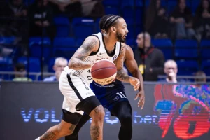 POLUVREME - Partizan zaustavljen u drugoj četvrtini!