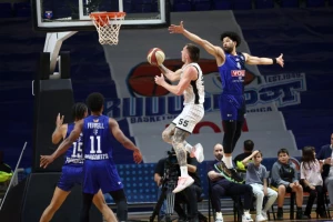 Počelo četvrtfinale plej-ofa AdmiralBet ABA lige, Budućnost povela u seriji protiv Kluža
