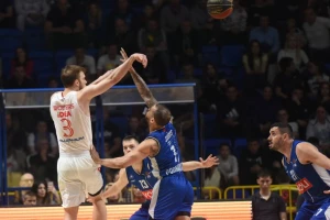 Poluvreme u Morači, Zvezda dominira, sjajni Kalinić!