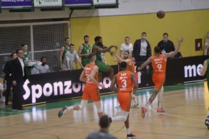 Cedevita Olimpija brutalno odigrala poslednju četvrtinu, preokret u Novom Mestu!