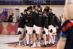 Poluvreme - Megino nestvarno šutersko veče, Partizan gubi! (TVITOVI)