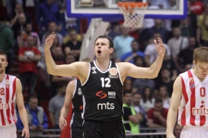 Partizan - Kapiten Novica se družio sa navijačima