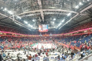 Porodica se ne ostavlja na cedilu - Navijači Olimpijakosa nisu obeshrabreni
