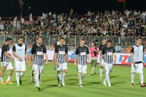 Fudbaleri Partizana nemo slušali ''grmljavinu'' vođa navijača