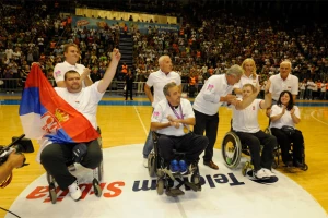SRPSKA DOMINACIJA U RIJU! I zlato, i srebro i svetski rekord!
