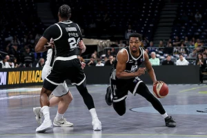 POLUVREME - Razigrani Partizan se uželeo Arene, Kluž bez odgovora na energiju crno-belih