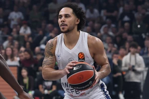 Efes se preznojavao u Izmiru, ali Gordićeva Karšijaka nije nagrađena za hrabrost