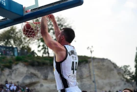 Kaminskom prija Evropa: "Ovde može da se udara i gura"