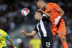 POLUVREME - Crveni karton poremetio Partizan, Škoti vode u Humskoj